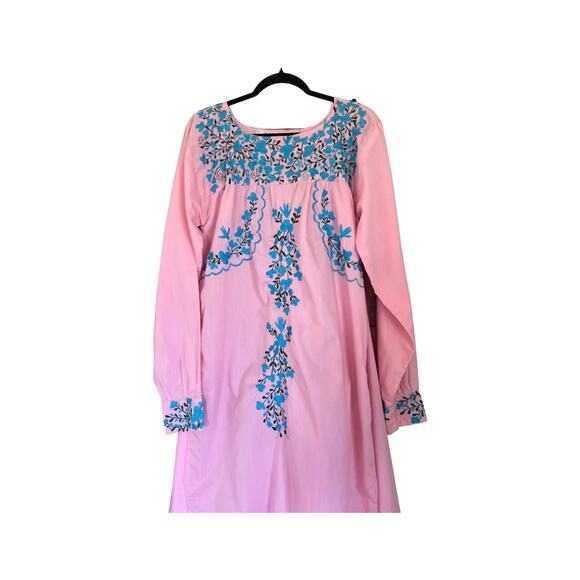 Vintage Baby Pink Hand Embroidered Vintage 1970s Floral Maxi Dress - Picture 7 of 10